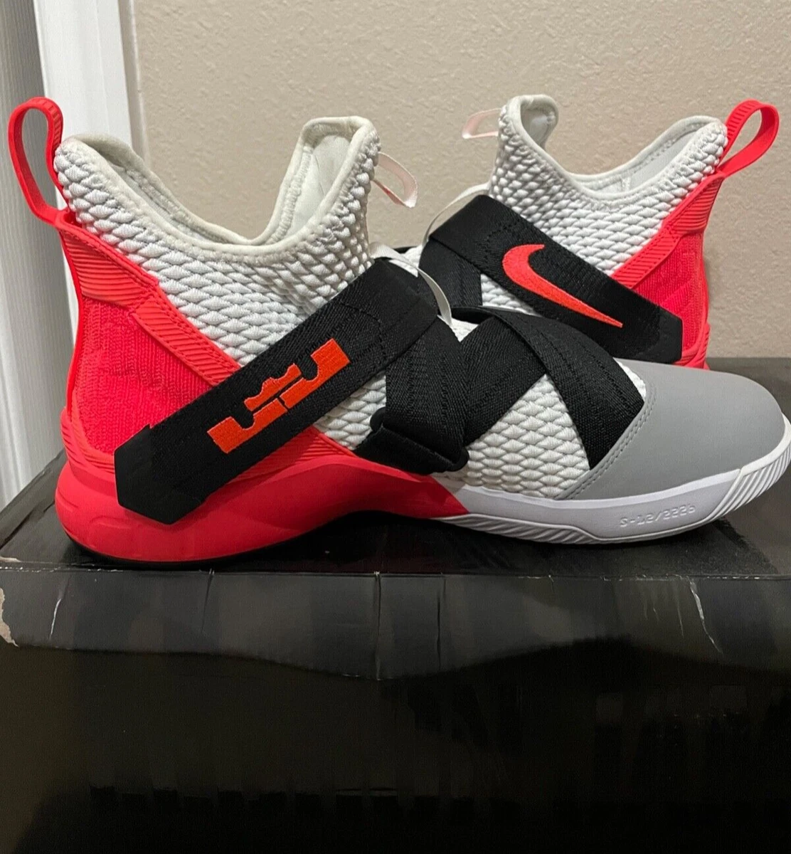 Lebron soldier 12 flash clearance crimson