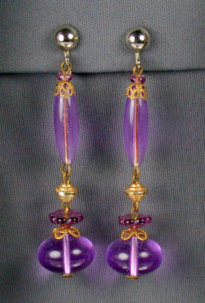 Vintage Lavender Glass Dangling Earrings Gem