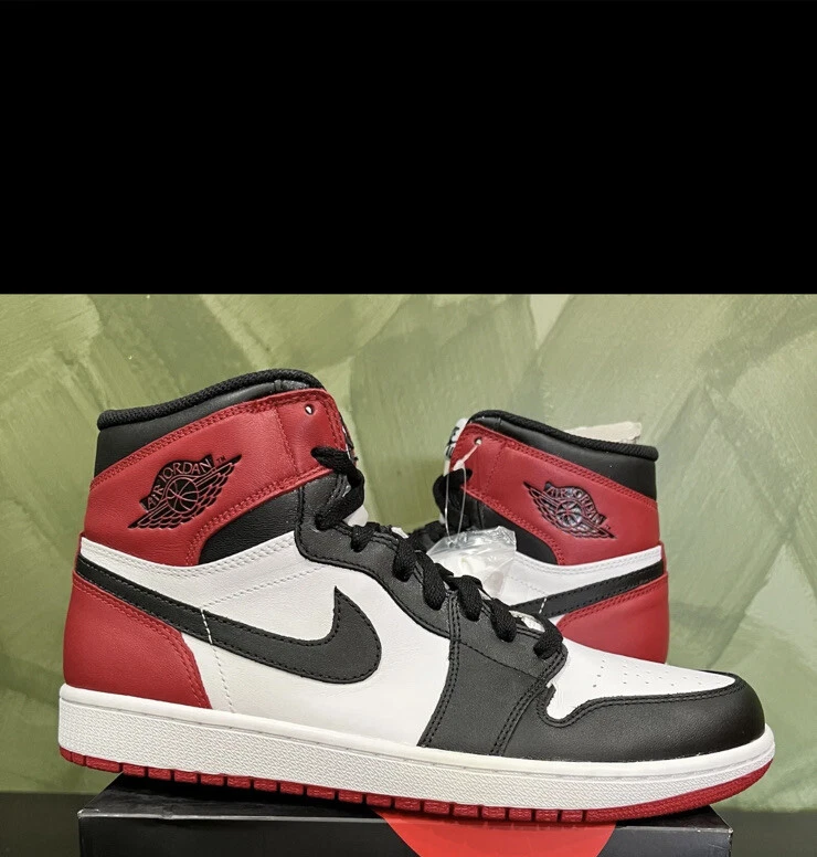 Jordan 1 hotsell retro black toe