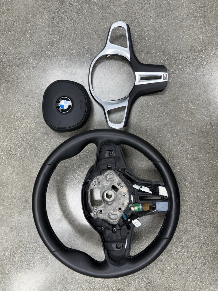 Volante original BMW OEM X5M / X6M F95 / F96 Sport M 18136173 Foto 2 de 4