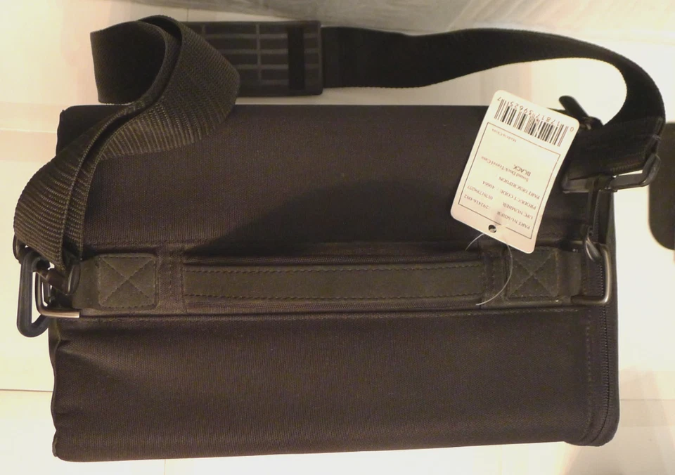 Bose SoundDock 便携式手提旅行衬垫保护壳 40664 Plus 肩带 — 第 3/4 张图片