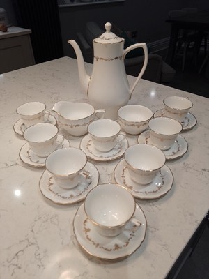 Royal Worcester Gold Chantilly Kaffeeservice Kanne 8 Tassen Untertassen Zuckerdose Milchkännchen