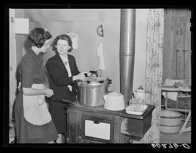 #ad Chippewa County Wisconsin 1939 Pressure Cooker Demonstration Women Kitchen $13.49