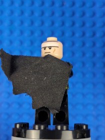 Lego Super Heroes: Batman - Black Suit with Yellow Belt sh016a Set 30160