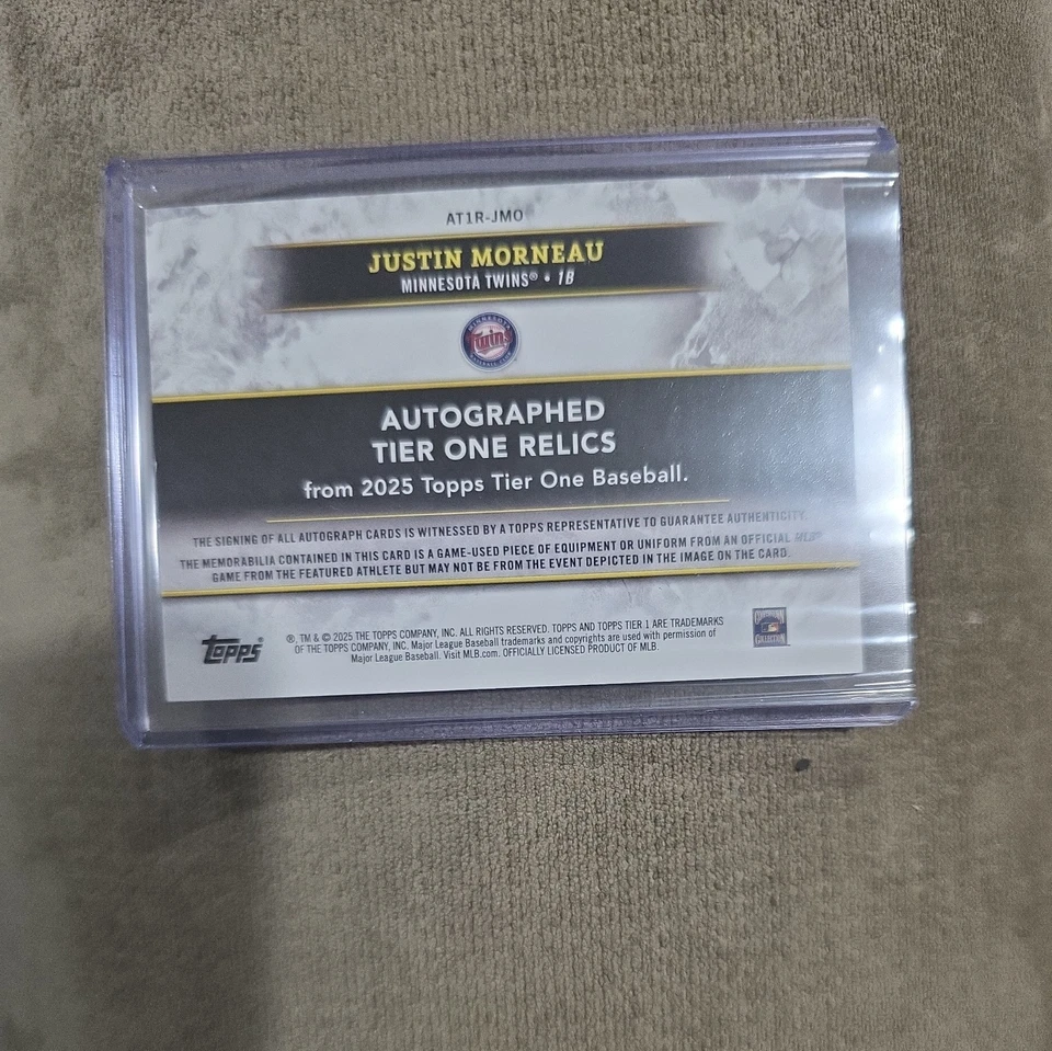 Коллекционные бейсбольные карточки 2025 Topps Tier One Justin Morneau /75 Auto Tier One - Изображение 2 из 2