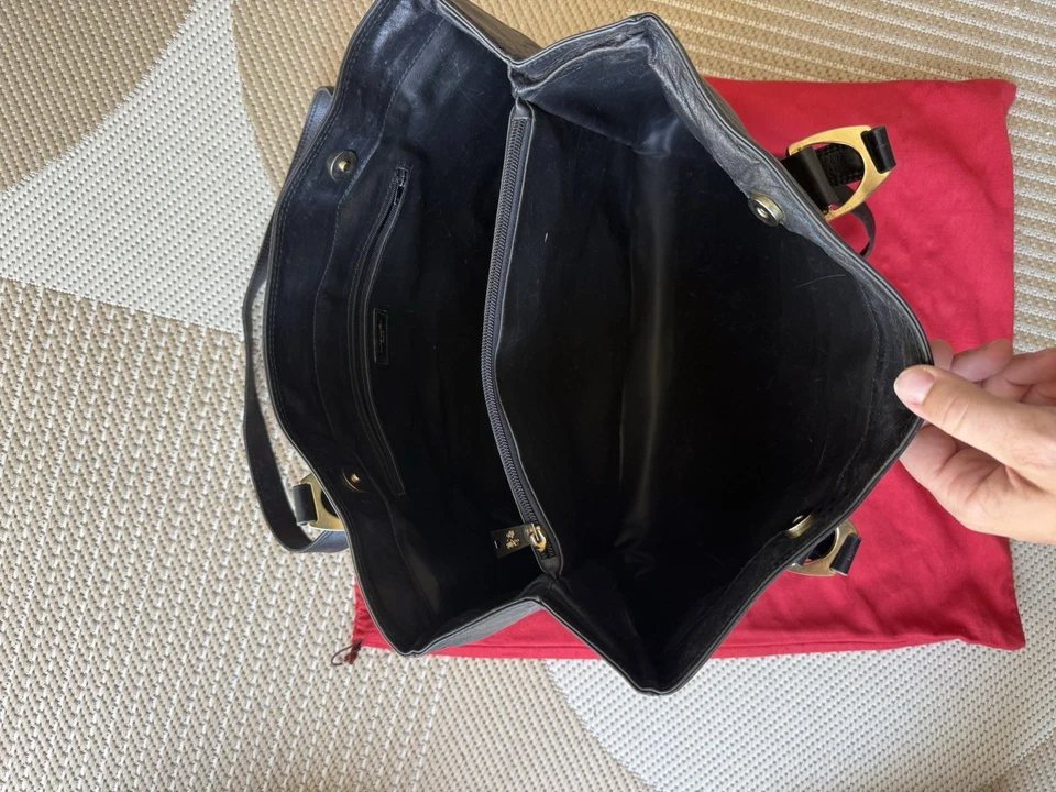 Lancel sac porté épaule cuir noir, fermeture éclair, dust bag - Photo 4/4