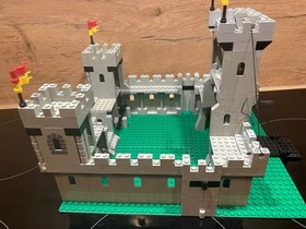 LEGO LEGOLAND classic Castle Lion Knights King's Castle 6080