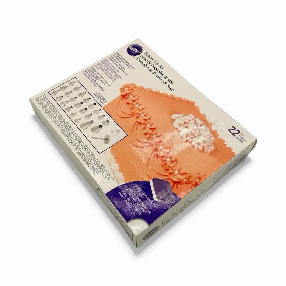 Wilton Juego de puntas de decoración de pasteles de lujo de 22 piezas puntas y estuche para glaseado Foto 3 de 4