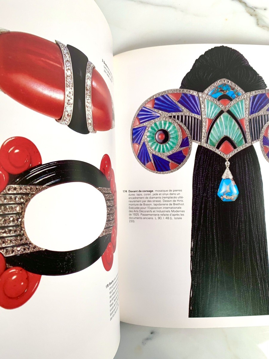 BOUCHERON 1988 JEWELERY WATCH CATALOGUE BOOK REFERENCE