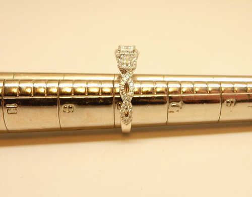 NEIL LANE 3-Stone Engagement Ring 1-1/8 ctw Princess & Round Diamonds 14K W Gold - Picture 14 of 14