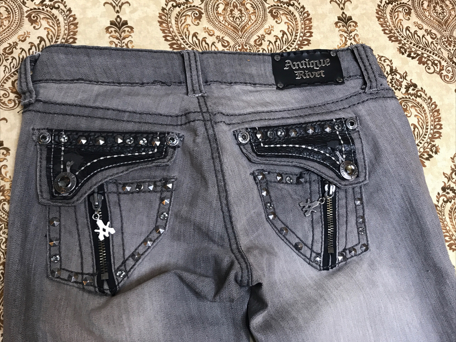 Antique Rivet Jeans Straight Leg Low Rise Women's Des… Gem