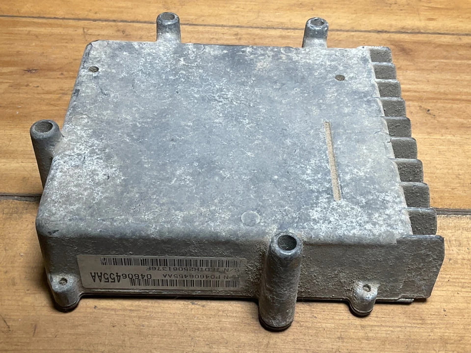 1997 Dodge Intrepid módulo de controle de transmissão TCM OEM 04606455AA - Imagem 2 de 4