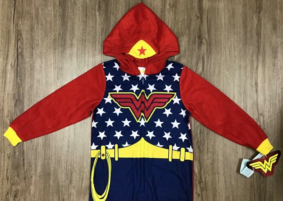 Niñas DC Comics Mujer Maravilla Una Pieza Pijama con Capucha Disfraz Manta Dormir XS Foto 3 de 4
