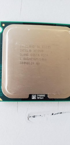 Intel SLANG 1.86MHZ Xeon Processor - Picture 1 of 2