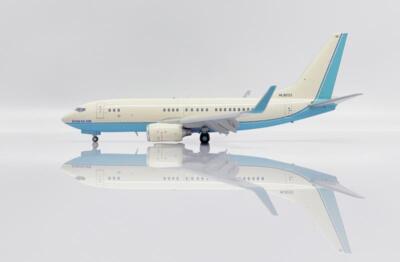1:200 JC Wings KOREAN AIR BOEING B737-700BBJ Flap Down  Airplane Diecast Model