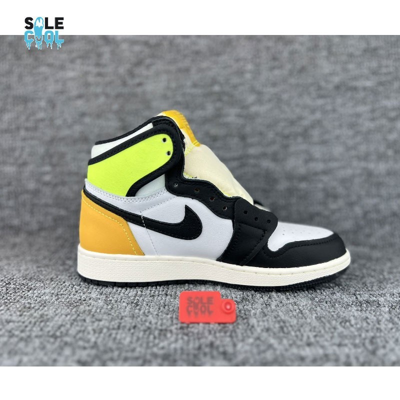 Air Jordan 1 AJ1 Retro High White Black Volt University Gold GS