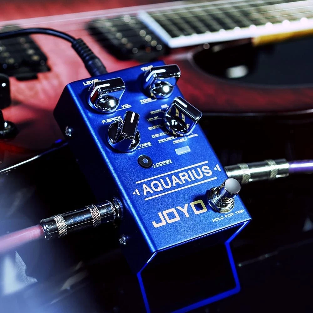 Multi-Mode Delay & Looper Guitar Pedal - 8 Effects incl. Galaxy/Tape Echo w...