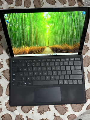 Surface Pro 6 1796 i5-8350U 1.7GHz 8GB 256GB SSD W-Keyboard Power Cable Win11