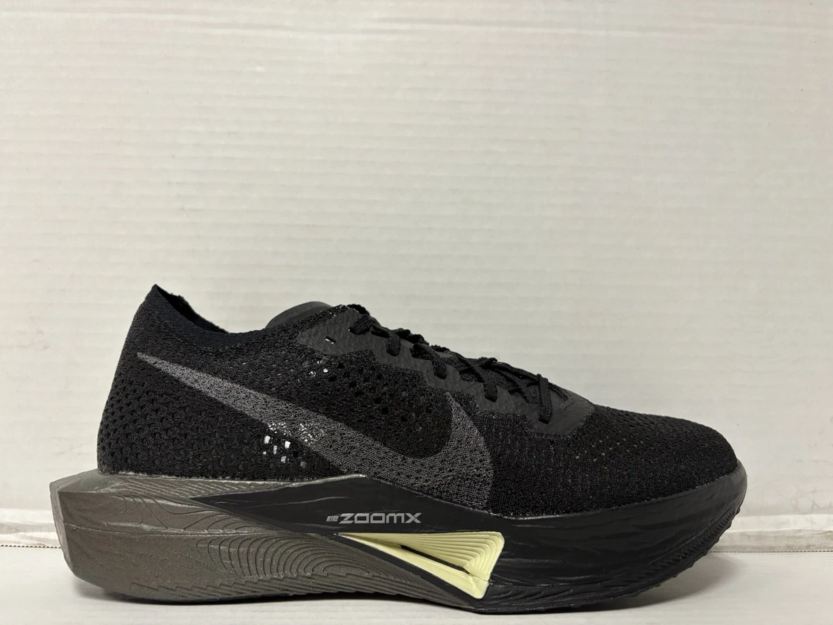 Nike ZoomX Vaporfly Next% Black for Sale | Authenticity Guaranteed