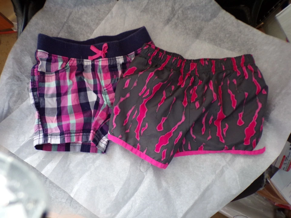 Carterr's Talla 11 Zapatos Espalda Abierta 2 Talla 4T Pantalones Cortos R1 Foto 2 de 3