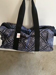 victoria secret pink duffle