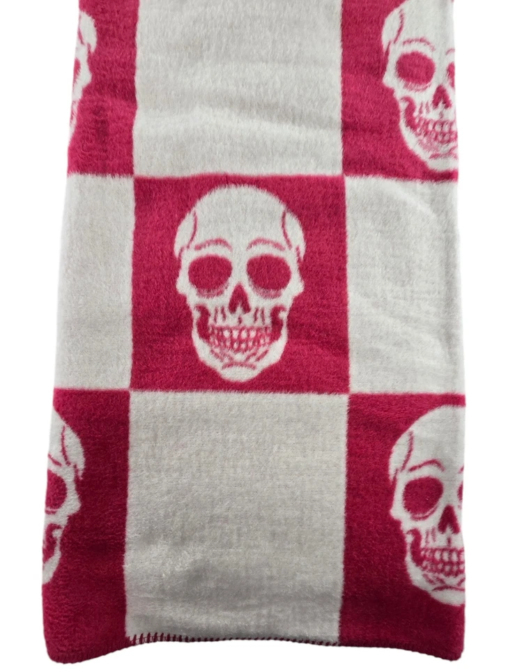 Manta Docofil Reversible Halloween Rosa y Blanco 51" x 67" Calaveras Foto 2 de 4