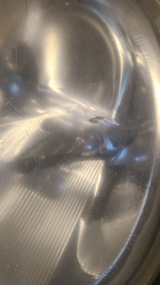 Halogen Headlight Left LH Driver Side for 98-05 VW Beetle - See Details - Image 3 of 4