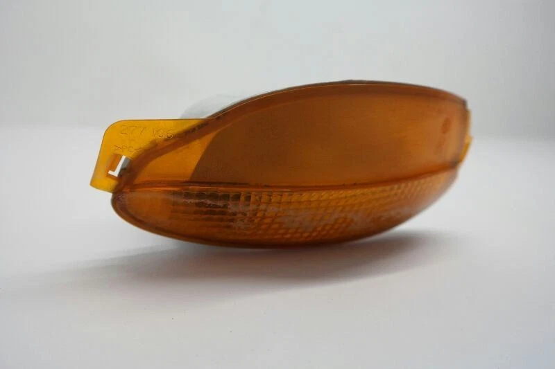 Buick Lesabre 2000-2005 luz de señal de giro y estacionamiento del lado del pasajero delantero derecho Foto 2 de 4