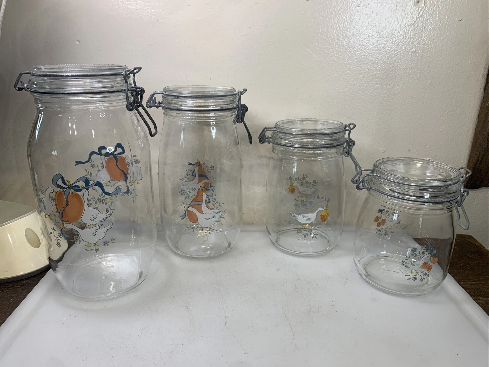 Vtg Arc Niveau Marmalade Goose Glass Canning Jars Cannister Set of 4