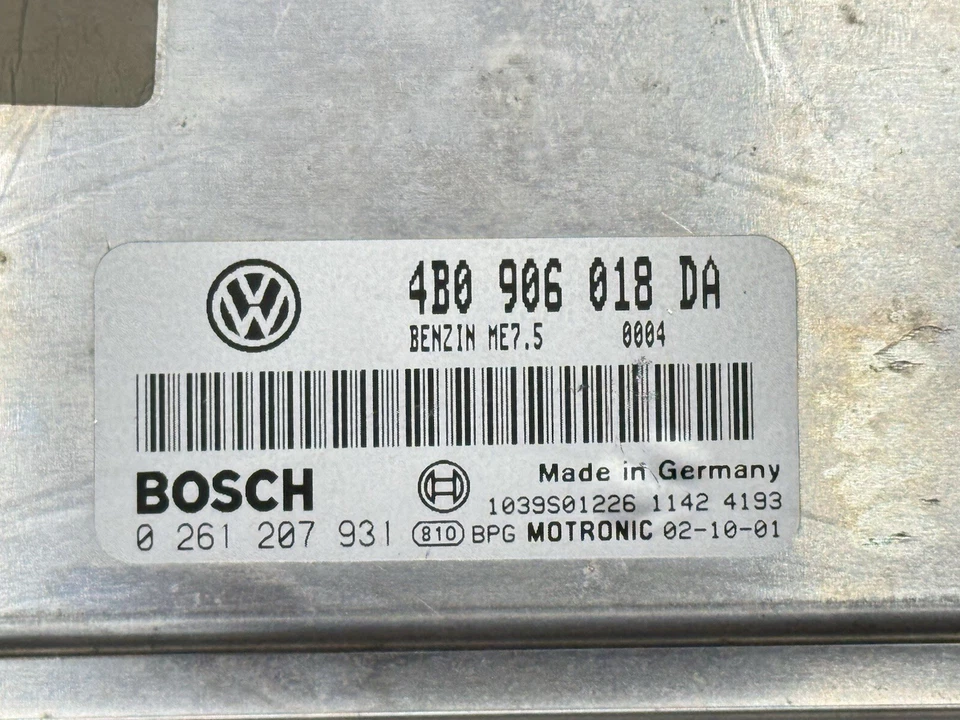 Volkswagen Passat 2002-2005 motor 1.8T computador ECU ECM 4B0906018DA programado Foto 3 de 4