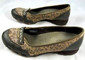 size 5 womens shoes flats