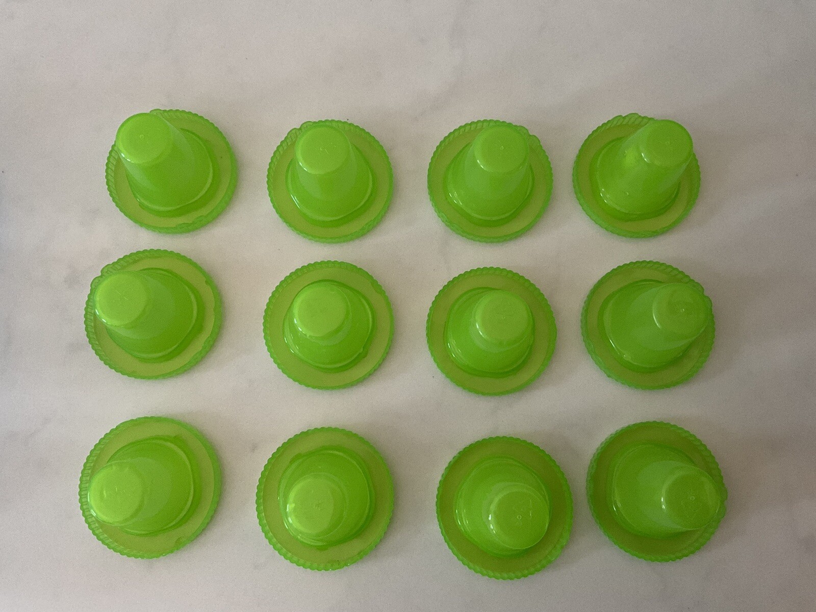 Ice Shot Glasses Mold Tray Makes 12 Small Glasses For Party BBQ Cocktails Cheers