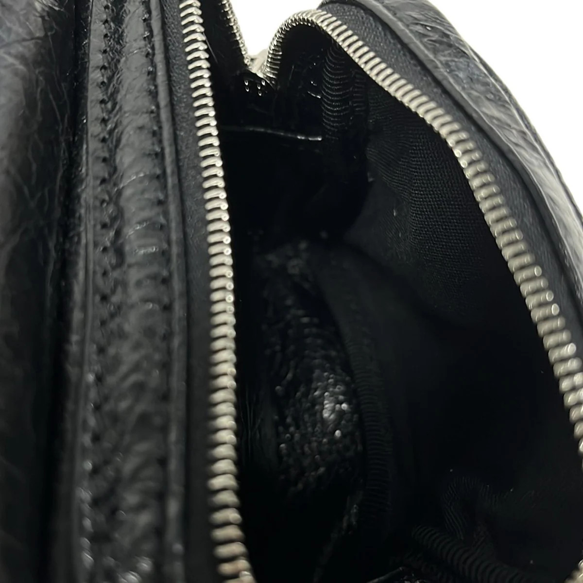 BALENCIAGA Super Busy XS Sling Bag 762516 Black Arena Lambskin