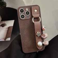 Brown Moon Pit Pearl Bracelet Phone Case For iPhone 15 14 13 12 11 Pro Max Cover