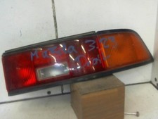 Feu arrière Mazda 323