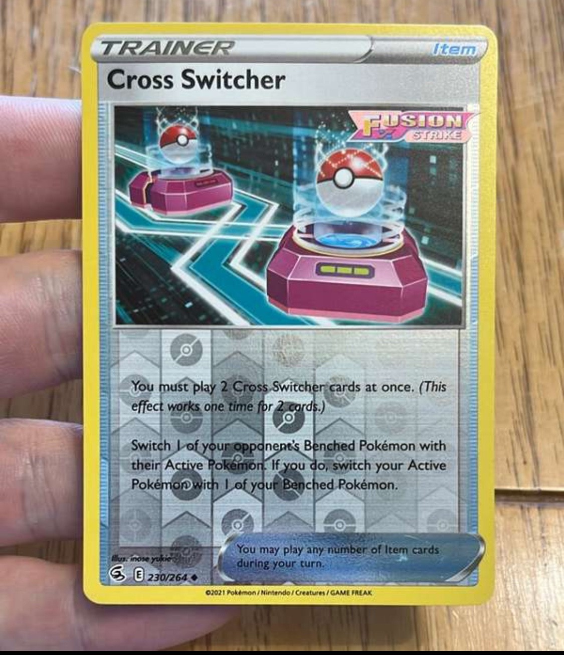 230/264 Cross Switcher REVERSE HOLO Fusion Strike Pokémon Card