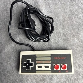 Nintendo Top Loader Nes System Console 15 Game 4 Controller Lot NES-101 Untested