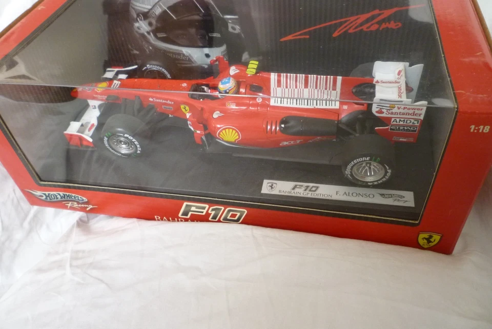 ferrari 1/18 F10 Fernando Alonso Hot Wheels - Immagine 2 di 4