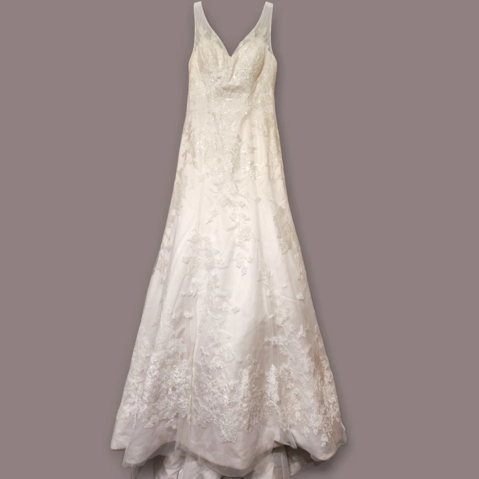BNWT Oleg Cassini Ivory A-Line Sweep Train Wedding Dress Women's Size 6 - Image 2 of 4