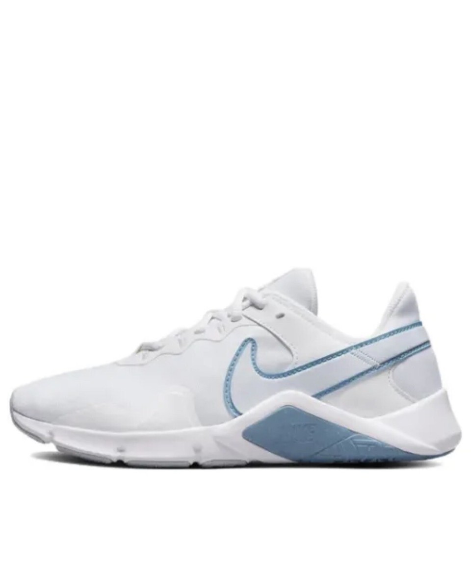 women's training shoe nike legend essential
