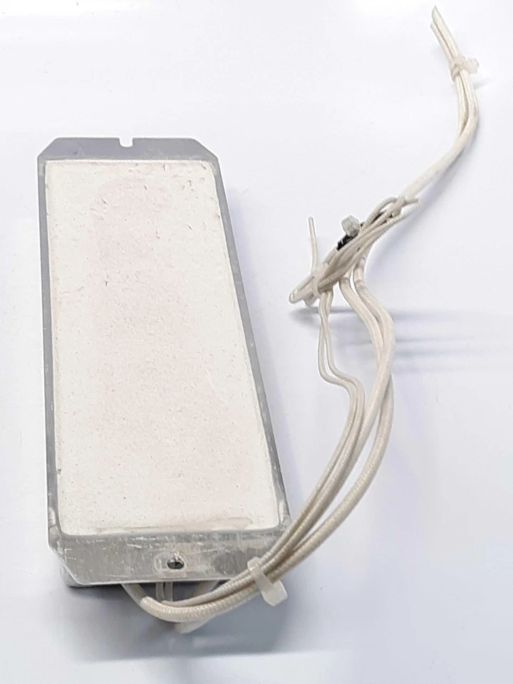 Резистор регенерации Omron R88A-RR22047S   - Изображение 2 из 3