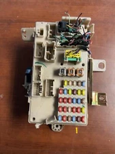 2002-2004 Toyota Camry Cabin Fuse Box OEM 82730-06040-A