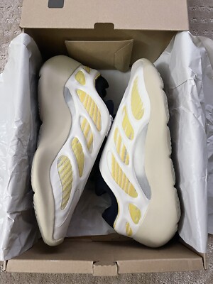 Adidas Yeezy 700 V3 Safflower 2020 Men's 12 US Sneakers Rare