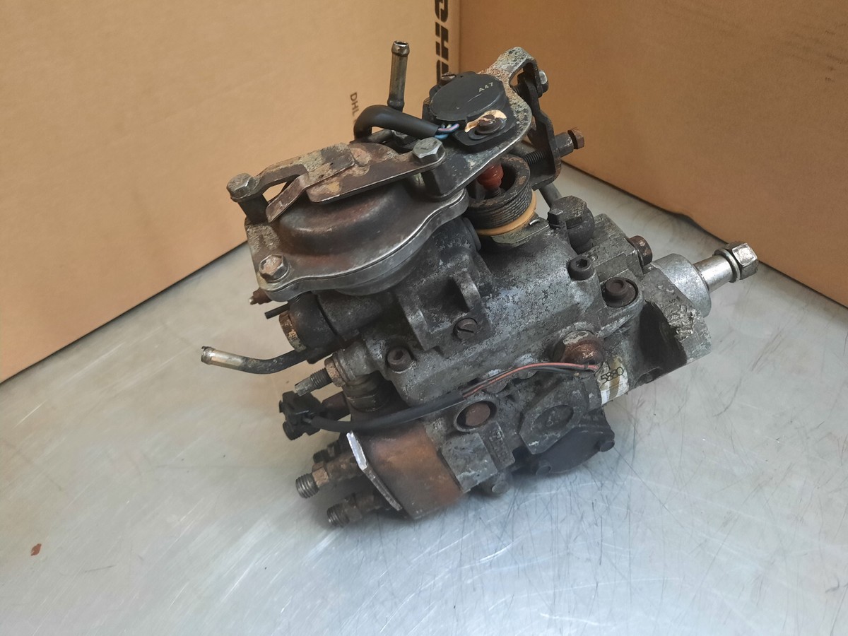 Zexel Diesel Fuel Injection pump Foe Isuzu 4JG2-T 104741