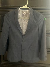Navy blue boys blazer size 10, used in excellent condition.