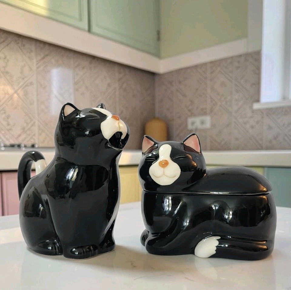 Takahashi's iconic black-and-white cat sugar bowl and creamer set is a beloved Japanese export collectible with a devoted following — functional, adorable, and increasingly hard to find in excellent condition.