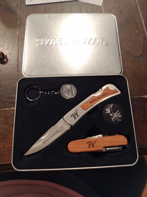 Winchester Wood Handle Knife Set - Knife, Multitool & Keychain in Metal Tin C9