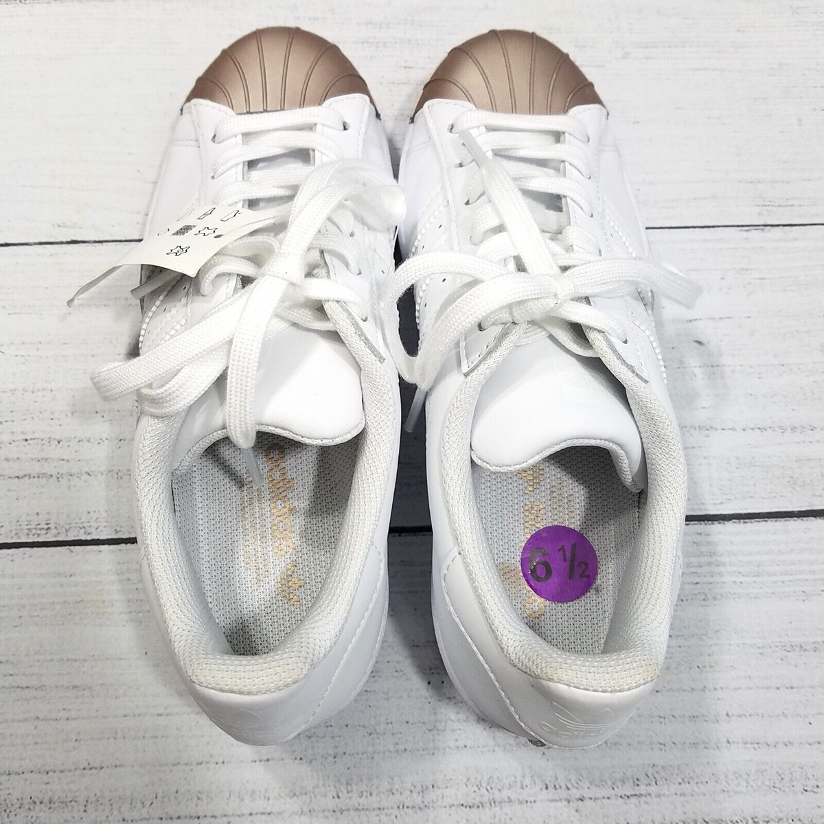 adidas gazelle silver green womens Adidas Superstar 82 – Oneness Boutique main image 0