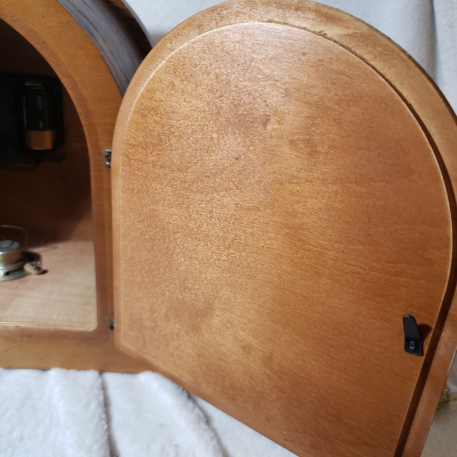 Vintage Howard Miller Model #613-103 Westminster Chime Oak Mantle Clock  Quartz