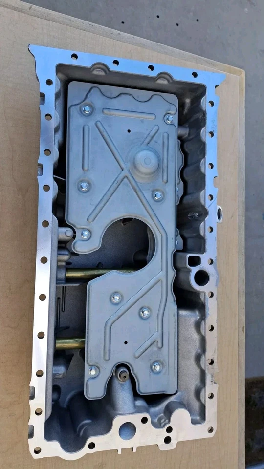 Cacerola de aceite Volvo - Original Volvo PARA C30 C70 S40 V50 30777234 Foto 3 de 4